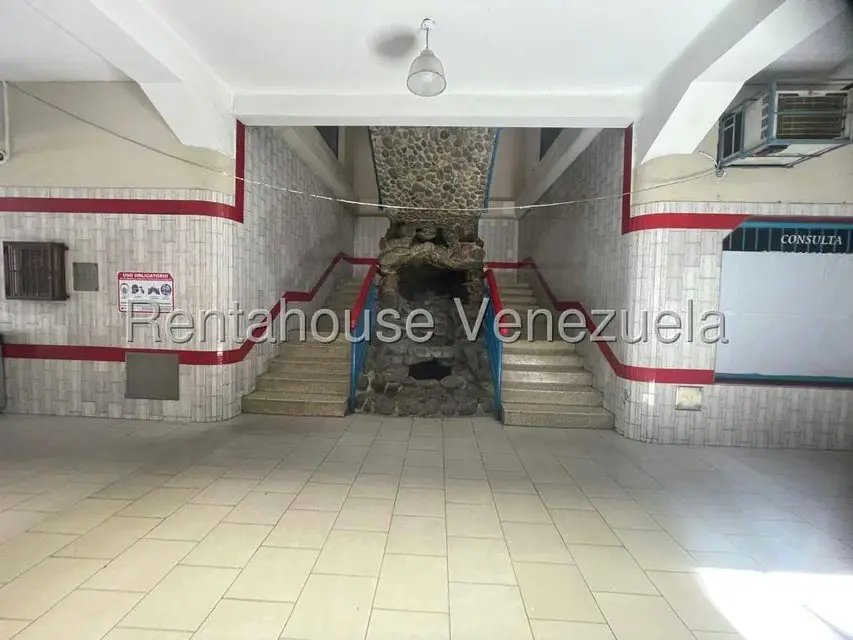 Edificio en Venta en Zona Oeste, Lara - 7