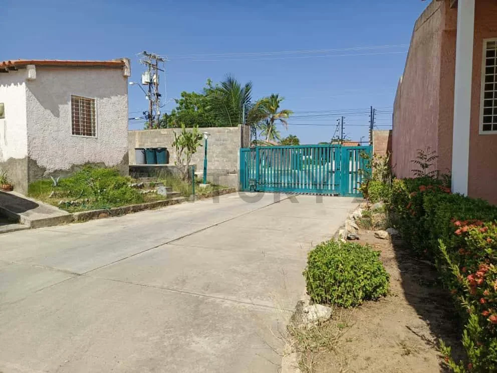 Casa en Venta Urbanización Las Marites Av. Juan Bautista Arismendi - 2