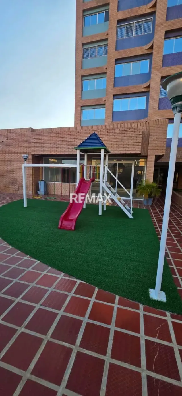 APARTAMENTO EN VENTA RESIDENCIAS CONDOR PLAZA AV EL MILAGRO MARACAIBO - 16