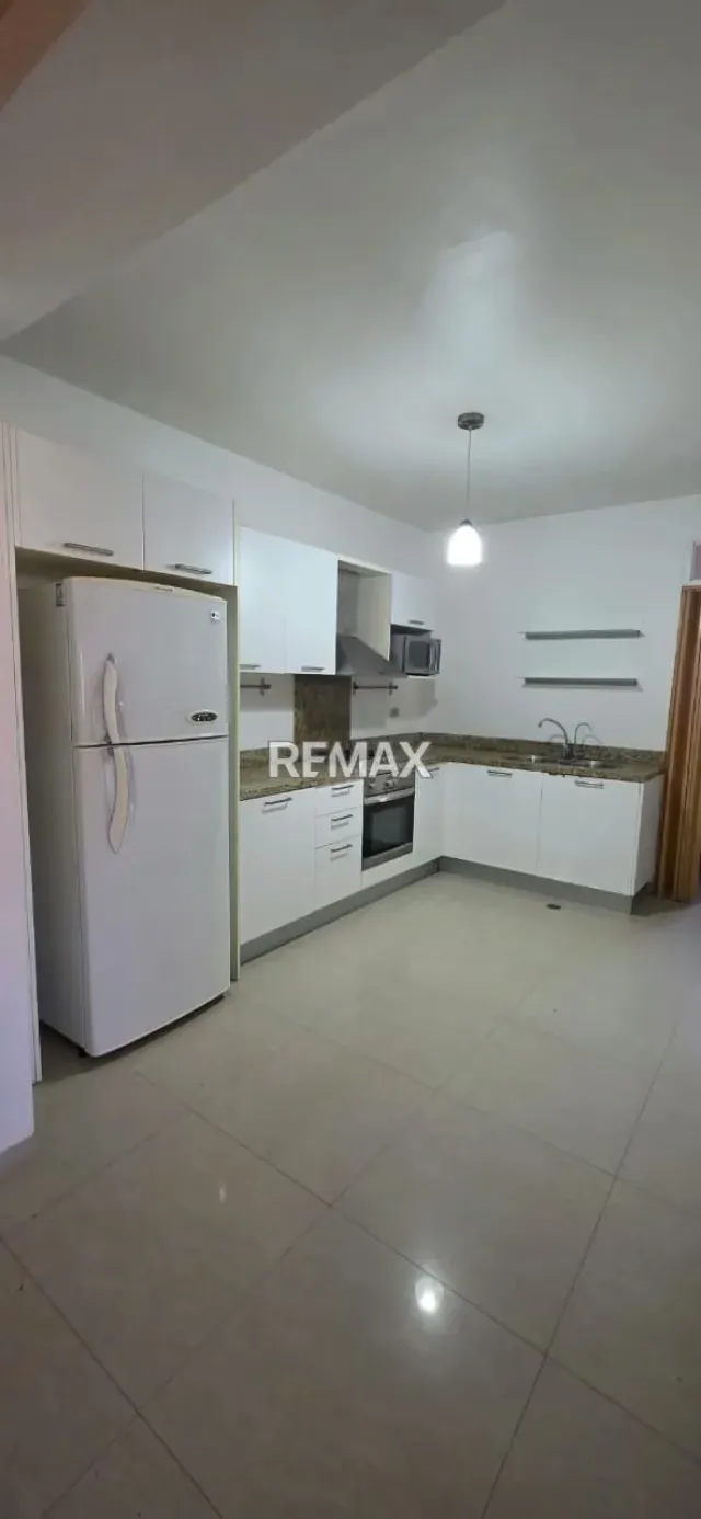 APARTAMENTO EN VENTA RESIDENCIAS CONDOR PLAZA AV EL MILAGRO MARACAIBO - 4