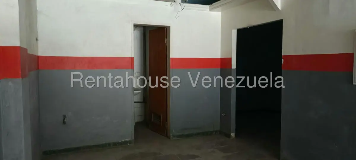 Comercial (Local Comercial) en Alquiler en Sector Sucua, Miranda - 21