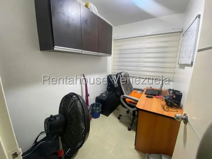 Casa (1 Nivel) en Venta en Centro, Lara - 12