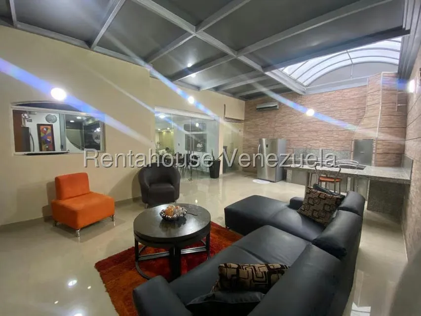 Casa (1 Nivel) en Venta en Centro, Lara - 14