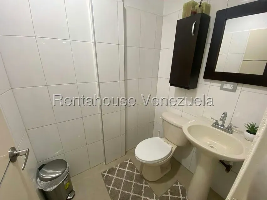 Casa (1 Nivel) en Venta en Centro, Lara - 27