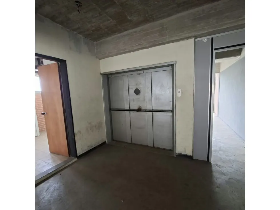El Llanito venta Edificio industrial - 9