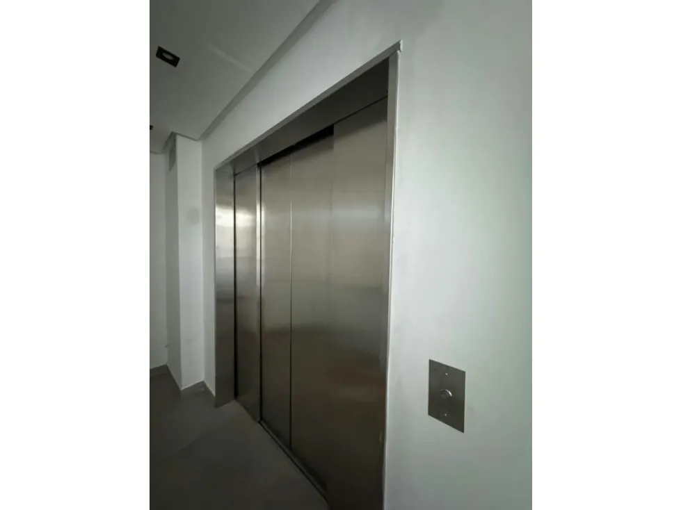 Se vende Local 226m² 1b/1p Las Mercedes - 15