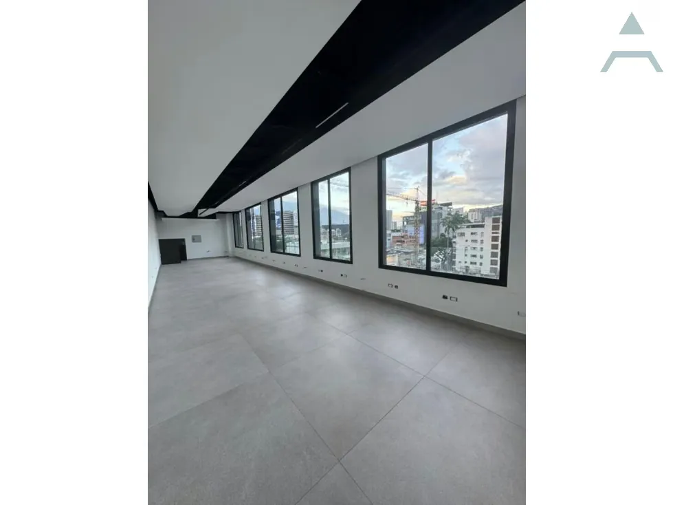 Se vende Local 226m² 1b/1p Las Mercedes - 5