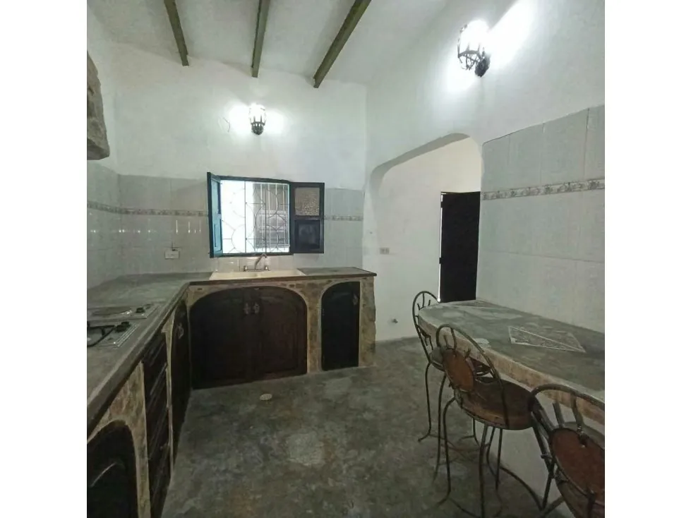 Alquilo local comercial a pie de calle 80m2 Pueblo del Hatillo 9374 - 9