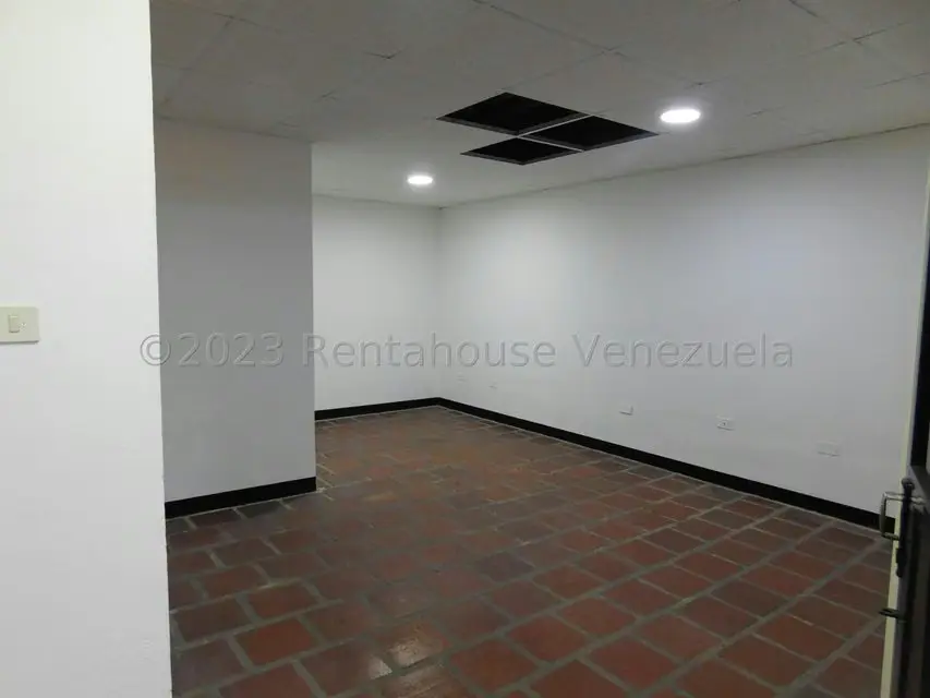 Local Comercial en Alquiler en Centro, Lara - 3