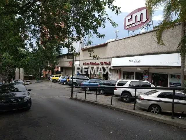 ALQUILER DE LOCAL COMERCIAL EN MINI MARKET SANTA MARTA (#3) - 8