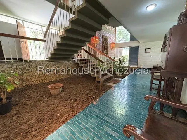 Casa (Multipes Niveles) en Venta en Loira, Distrito Metropolitano - 11
