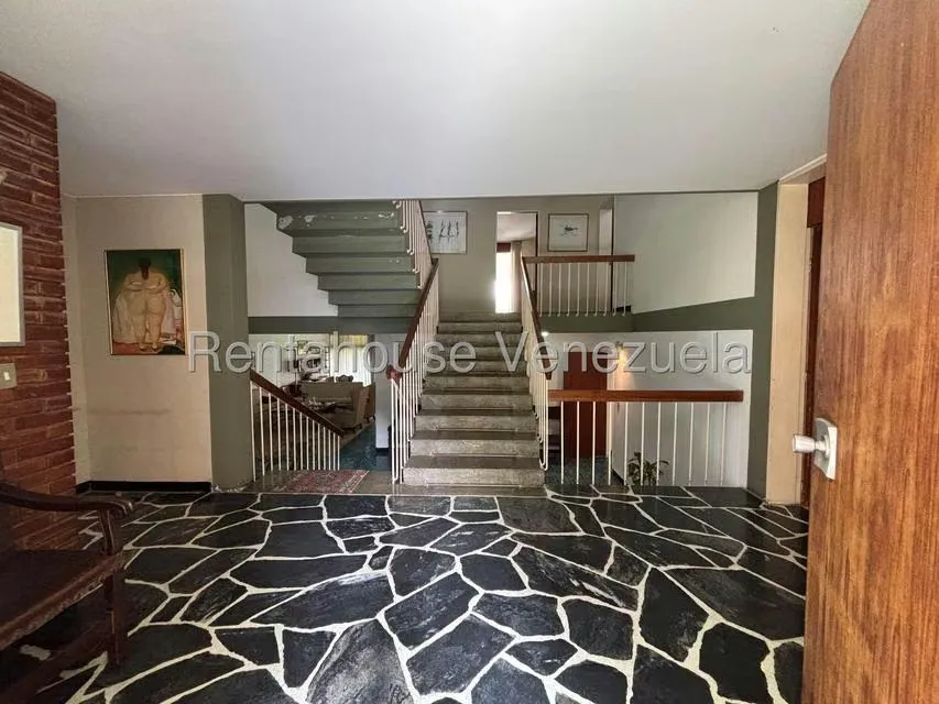 Casa (Multipes Niveles) en Venta en Loira, Distrito Metropolitano - 3
