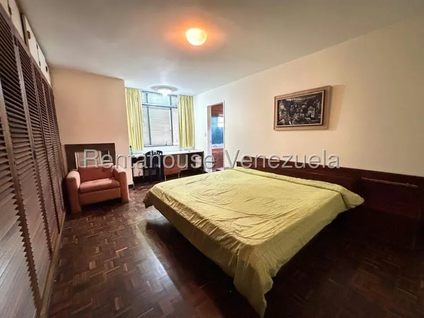 Casa (Multipes Niveles) en Venta en Loira, Distrito Metropolitano - 21