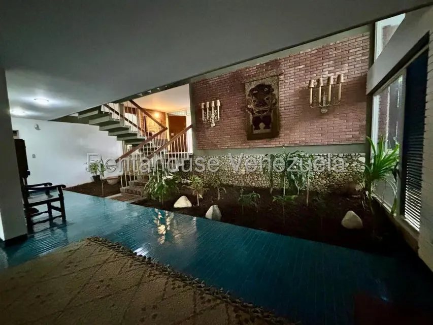 Casa (Multipes Niveles) en Venta en Loira, Distrito Metropolitano - 8