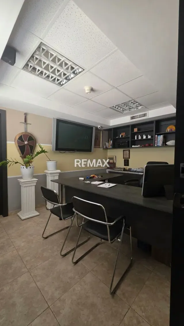 LOCAL COMERCIAL EN ALQUILER SECTOR TIERRA NEGRA ZONA ESTE MARACAIBO - 4