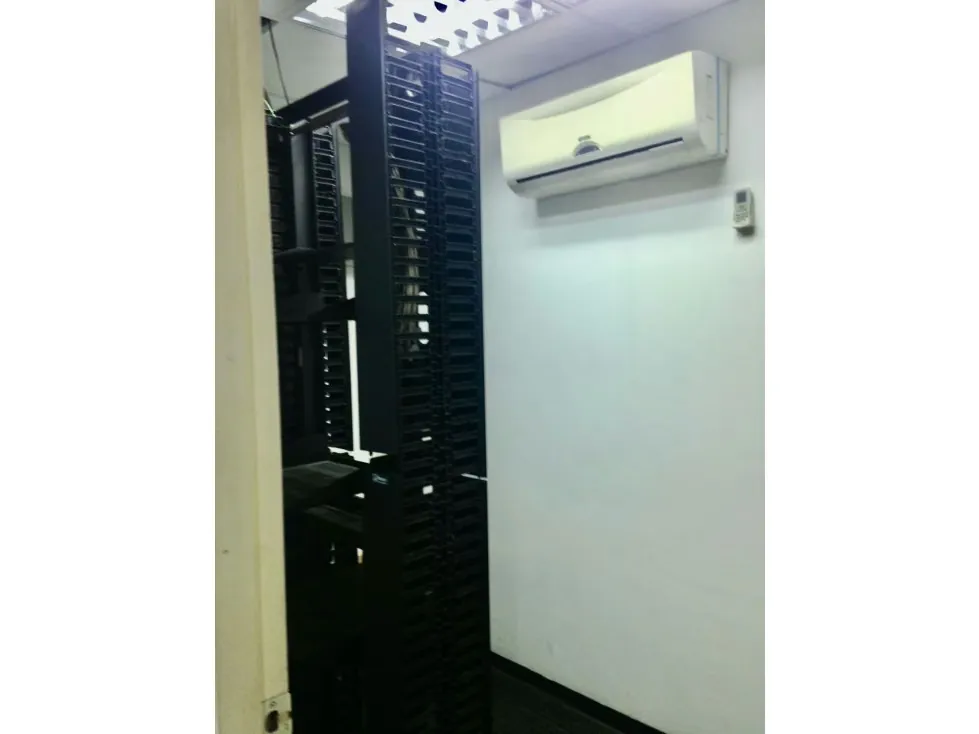Alquilo oficina 503m2 El Rosal 3339 - 9