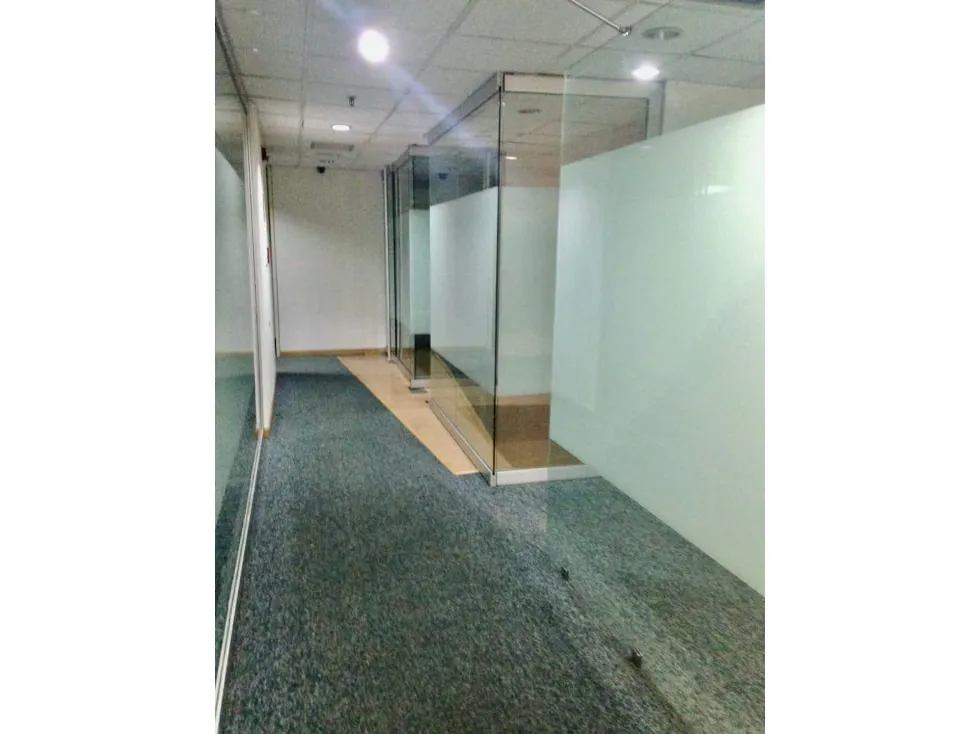 Alquilo oficina 503m2 El Rosal 3339 - 10