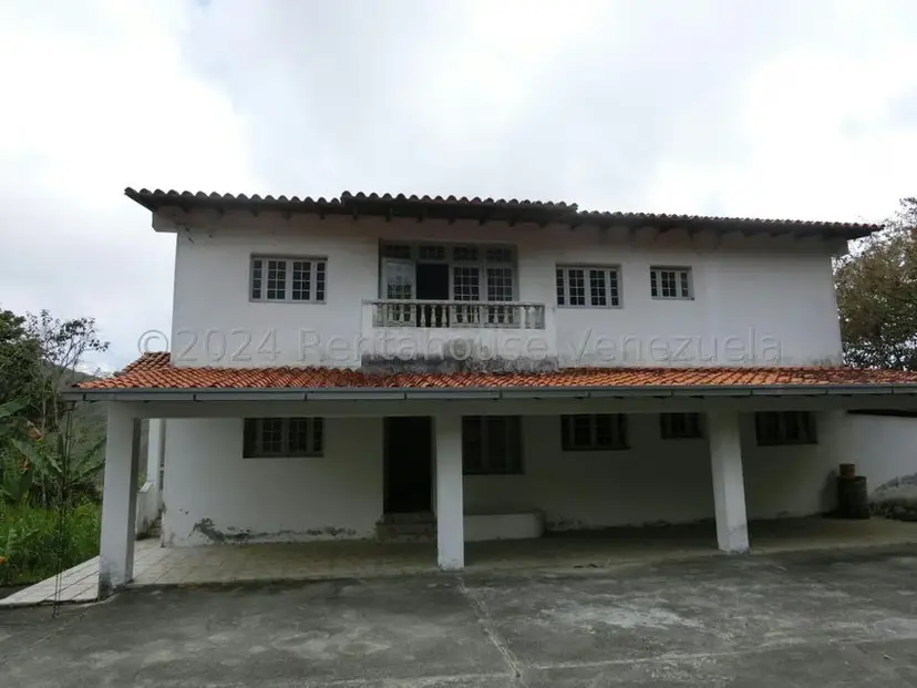 Casa (Multipes Niveles) en Venta en El Amarillo, Miranda