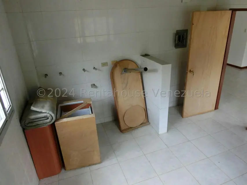 Casa (Multipes Niveles) en Venta en El Amarillo, Miranda - 15