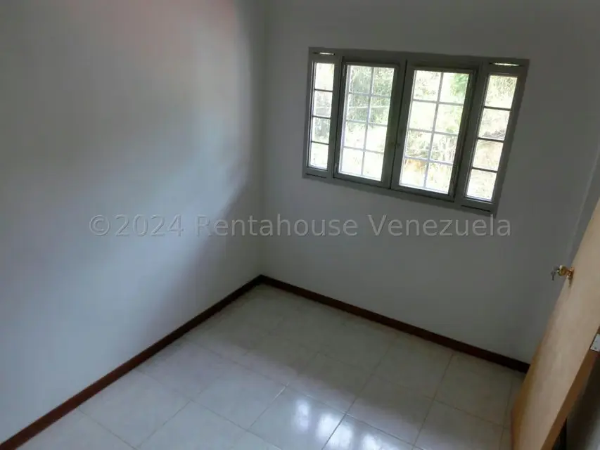 Casa (Multipes Niveles) en Venta en El Amarillo, Miranda - 17