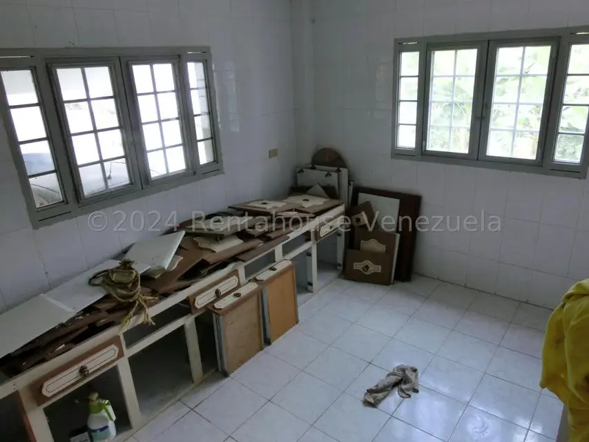 Casa (Multipes Niveles) en Venta en El Amarillo, Miranda - 32