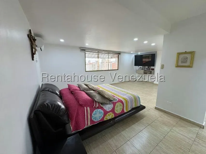 Apartamento (Duplex) en Venta en Los Caobos, Distrito Metropolitano - 11