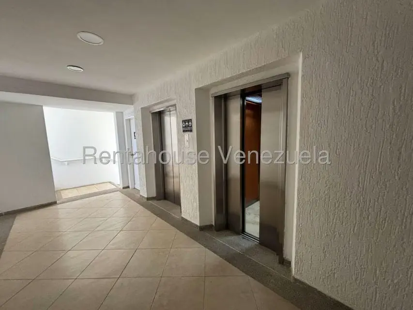 Apartamento (1 Nivel) en Venta en Playa Moreno, Nueva Esparta - 4