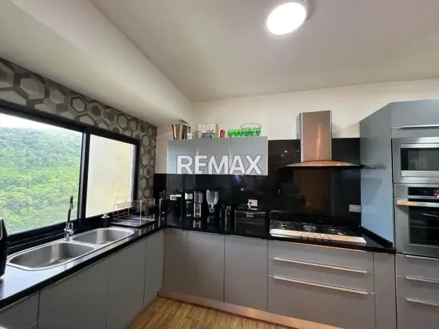 Venta apartamento Urb el Parral Res Imola - 3
