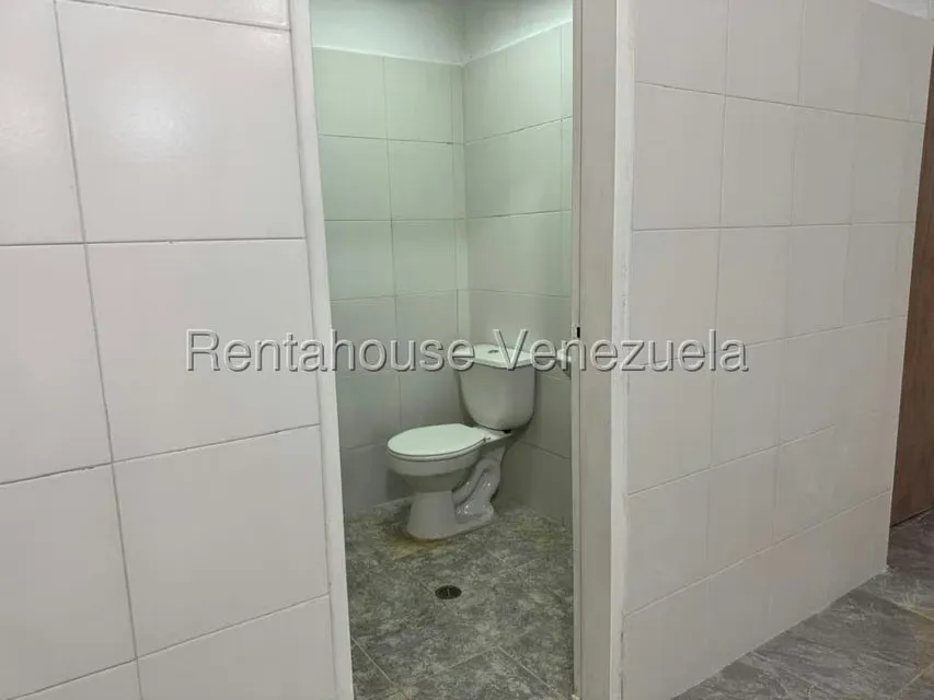 Local Comercial en Venta en Los Salias, Miranda - 9