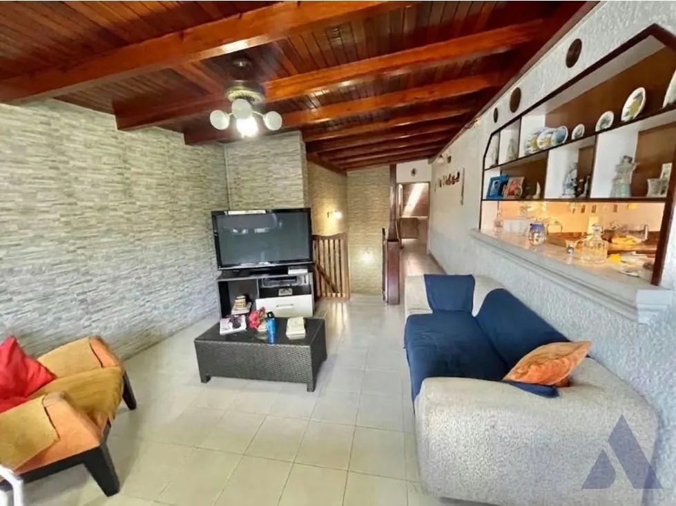 Alquilo casa 1.000m2 Colinas de Santa Monica 6909 - 13