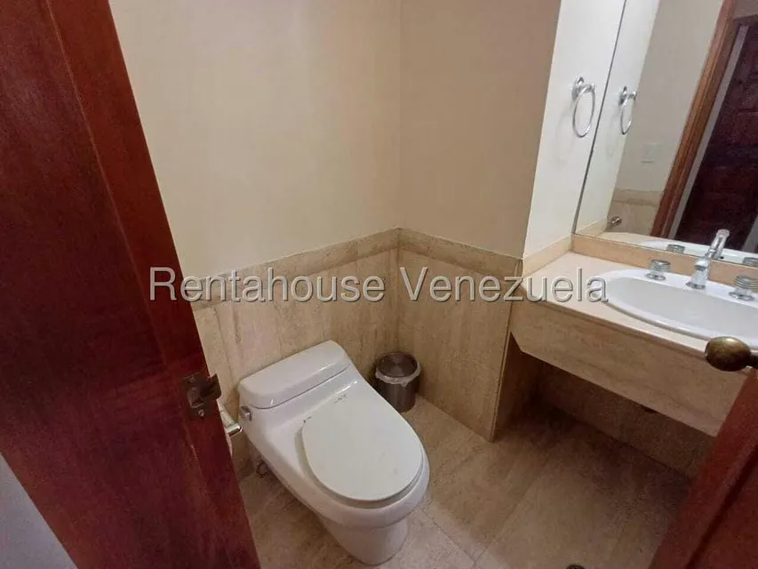 Apartamento (1 Nivel) en Alquiler en El Hatillo, Distrito Metropolitano - 25