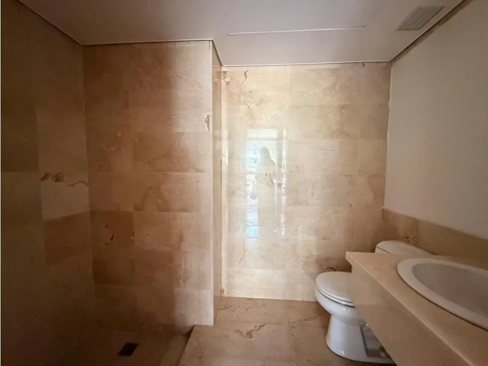 Se vende Apto 133m² 2h+s/2.5b+s/2p Lomas de Las Mercedes - 13