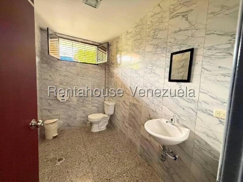 Comercial (Edificio) en Venta en Nueva Segovia, Lara - 14