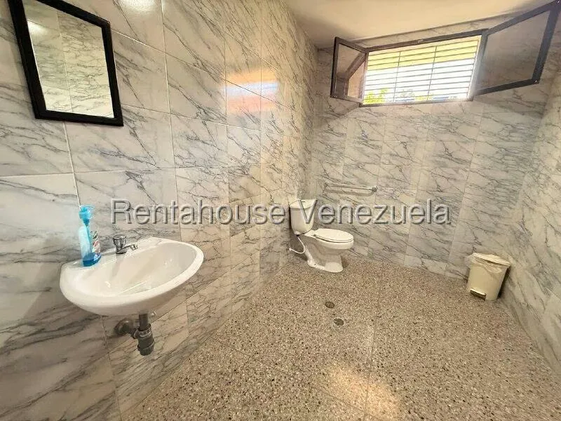 Comercial (Edificio) en Venta en Nueva Segovia, Lara - 16