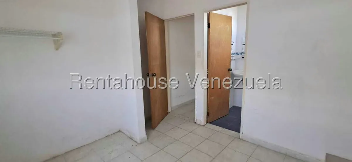 Apartamento (1 Nivel) en Venta en Paraparal, Carabobo - 16