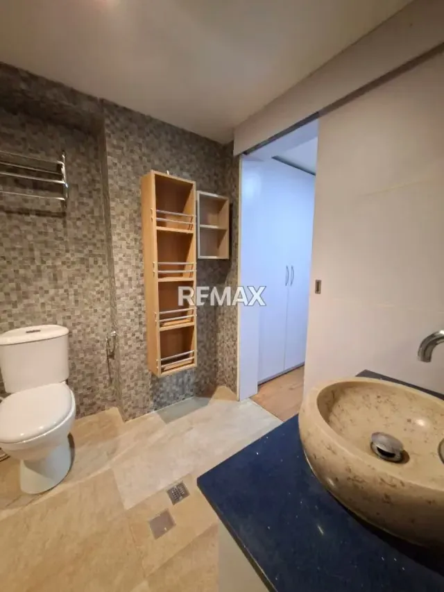 APARTAMENTO EN PLAYA MORENO CON VISTA Y SALIDA AL MAR - 16