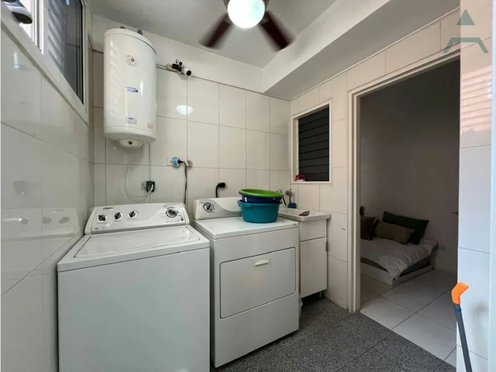 Se vende Apto 206,30m² 3h+s/3b+s+v/3p Los Chorros - 18