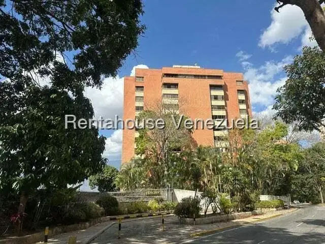 Apartamento (1 Nivel) en Alquiler en Los Naranjos del Cafetal, Distrito Metropolitano