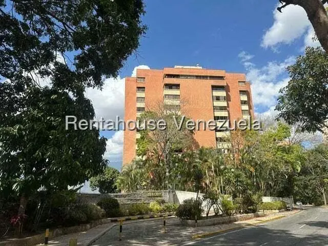 Apartamento (1 Nivel) en Alquiler en Los Naranjos del Cafetal, Distrito Metropolitano
