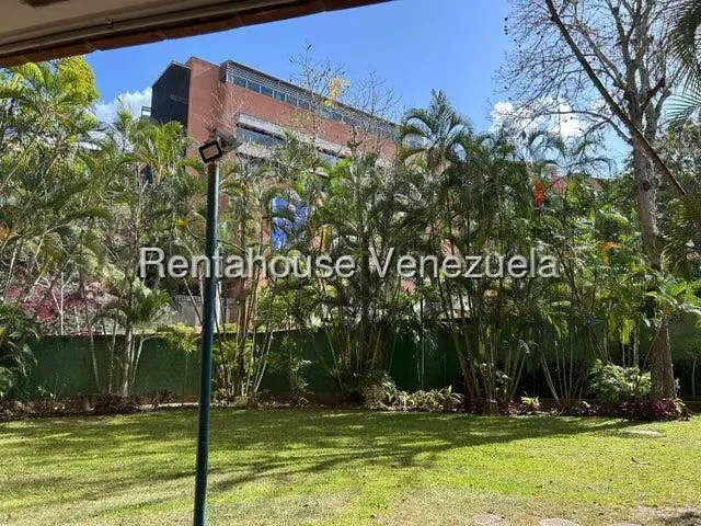 Apartamento (1 Nivel) en Alquiler en Los Naranjos del Cafetal, Distrito Metropolitano - 12