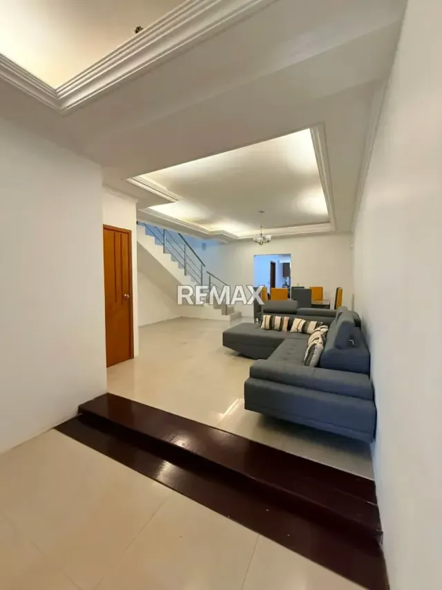 EN VENTA TOWNHOUSE EN PARQUE TRIGAL (TRIGAL CENTRO) - 4