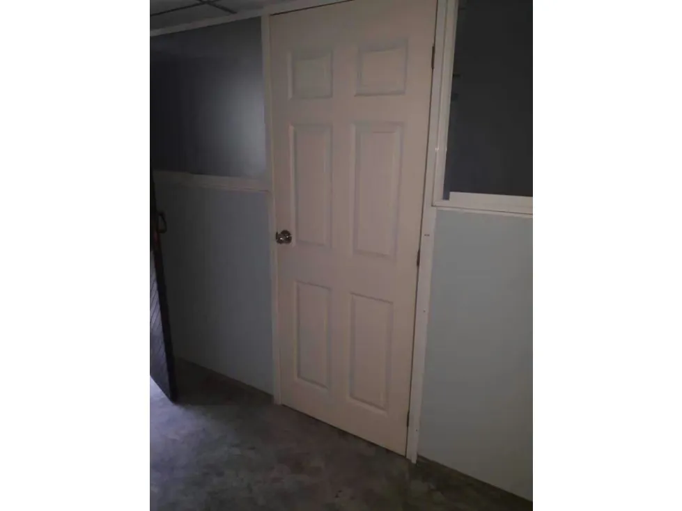 Alquilo local comercial a pie de calle 100m2 Pueblo del Hatillo 9339 - 8