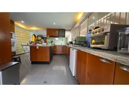 View 10
