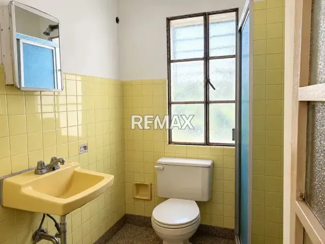 Casa Quinta de 325 m² para Remodelar en Los Chaguaramos - 7