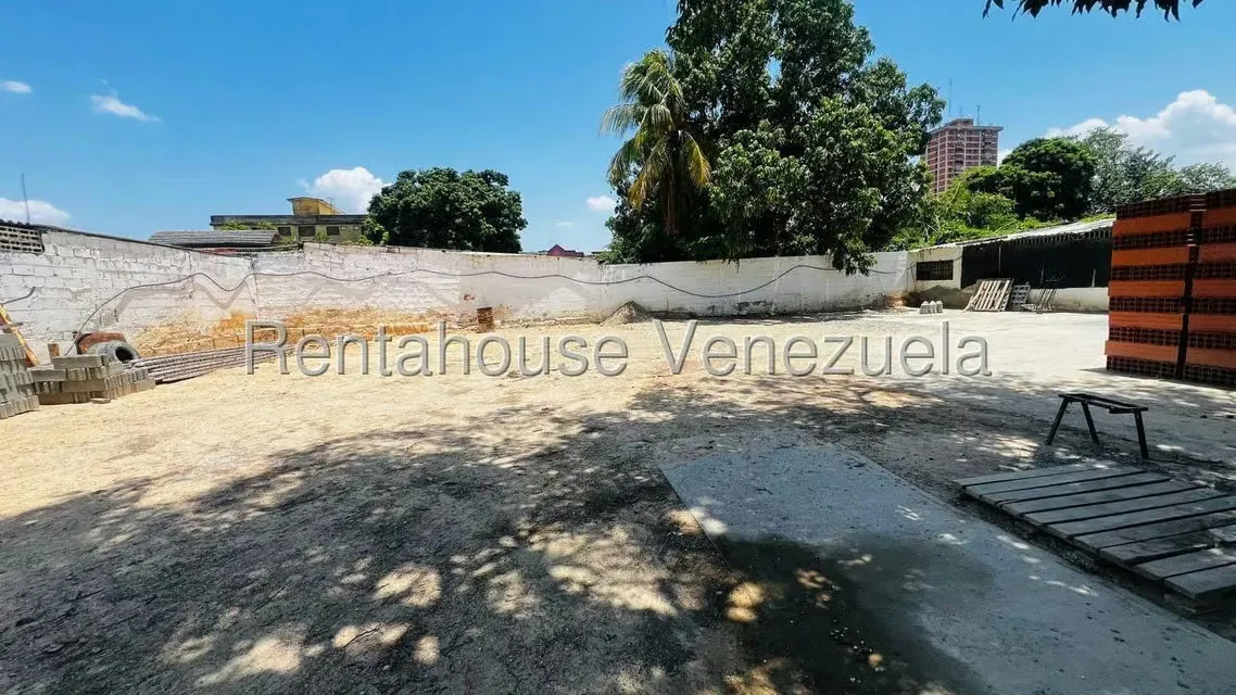 Terreno (Comercial) en Venta en Centro, Aragua - 4