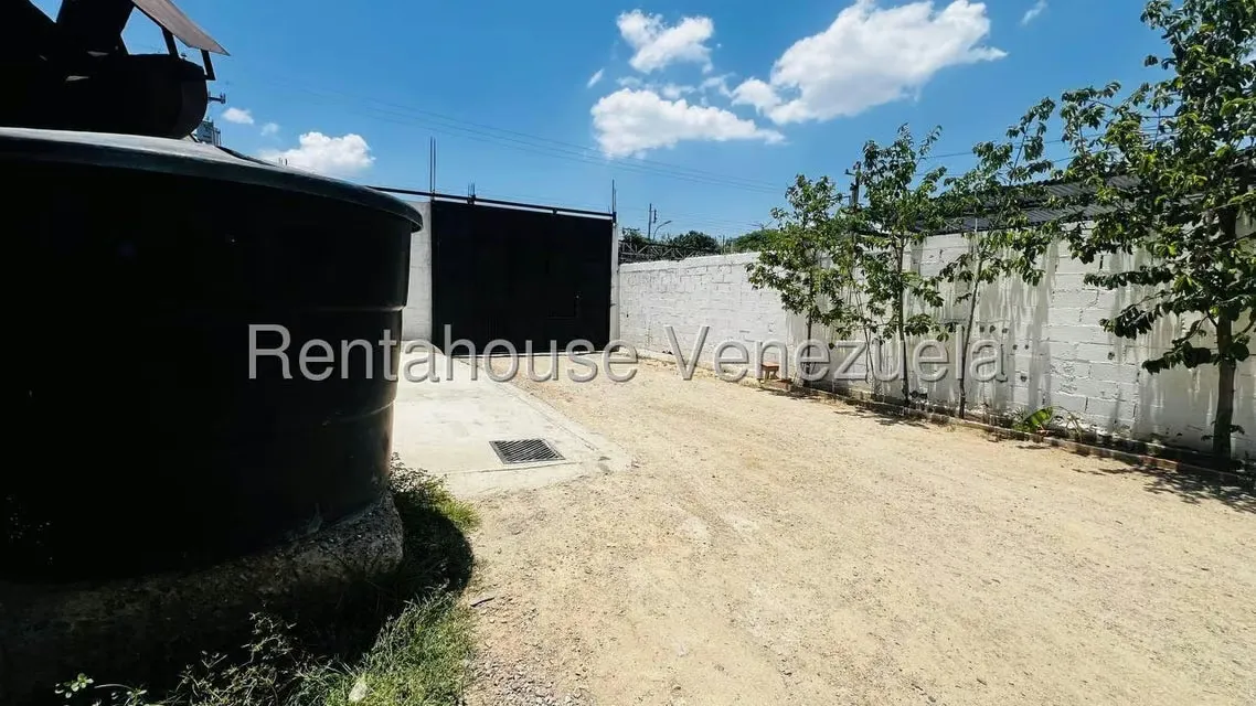 Terreno (Comercial) en Venta en Centro, Aragua - 8