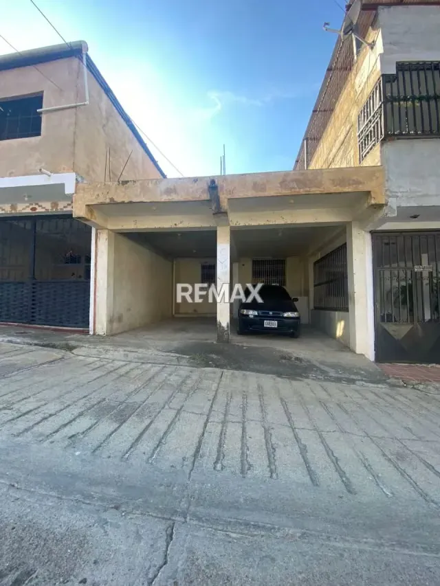 Casa en venta Urb. Privada Vista Hermosa - etapa 2 Sabana libre.