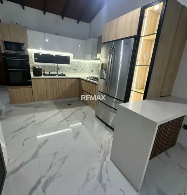 ¡Tu nuevo hogar te espera en Urb. Villas de Aragua! - 3