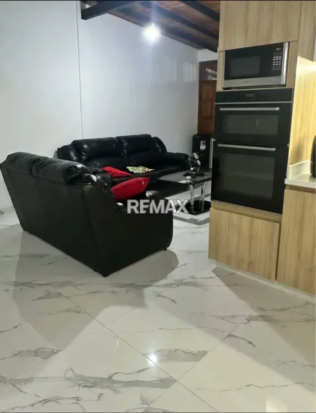¡Tu nuevo hogar te espera en Urb. Villas de Aragua! - 4