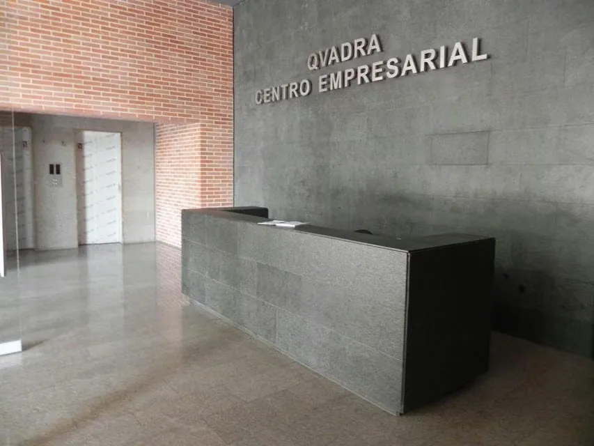Oficina en Venta en Los Dos Caminos, Distrito Metropolitano - 2